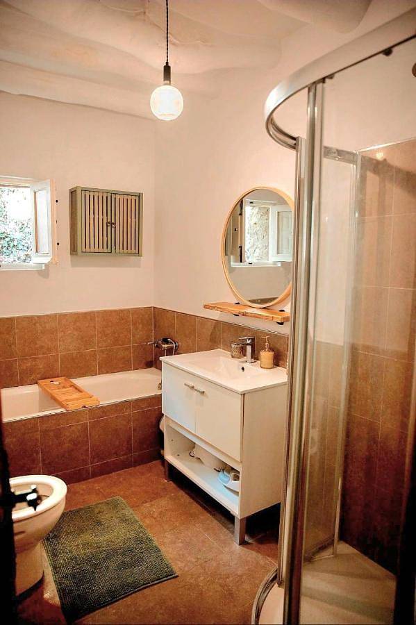 Casa rural para 5 personas, con Terraza y Jardín además de Piscina y Vistas en Sorvilán - 3