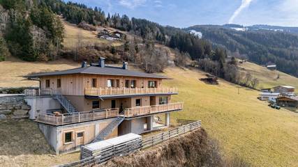 Hütte für 4 Personen, mit Terrasse in Aschau im Zillertal