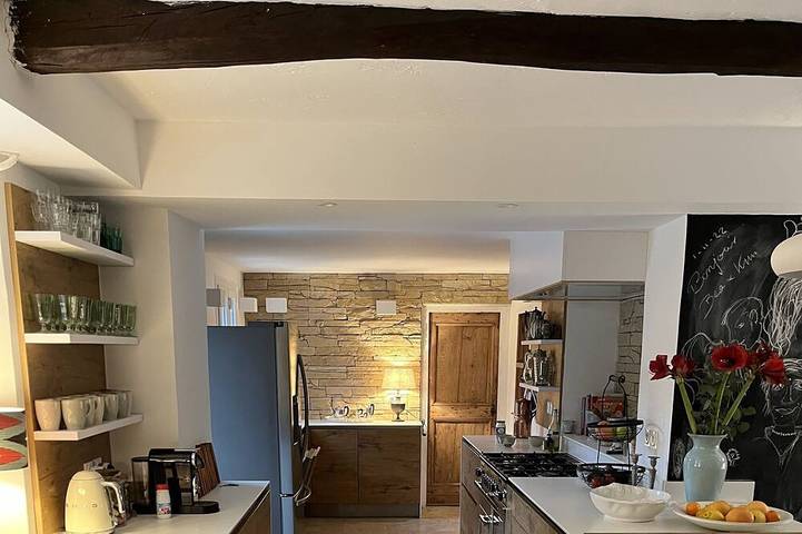 Gîte pour 12 personnes, avec piscine et sauna ainsi que terrasse et jardin à La Roquette-sur-Siagne - 4