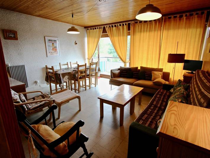 Ganze Wohnung, Große 2-Zimmer-Wohnung, Südbalkon, Haustiere erlaubt in Chamrousse, Nationalpark Écrins