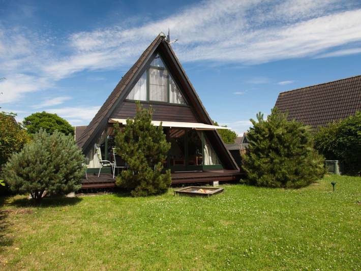 Ferienhaus für 4 Personen, mit Terrasse und Garten