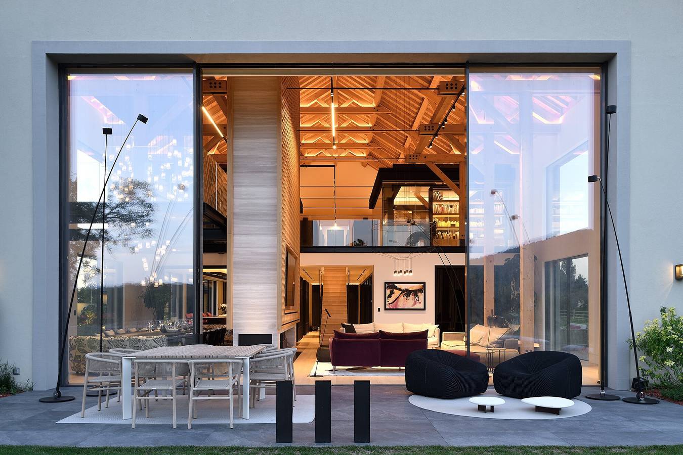 Landhaus 'Chateau De Neydens' mit Bergblick, Wlan und Klimaanlage in Saint-Cergues, Saint-Julien-en-Genevois und Umgebung