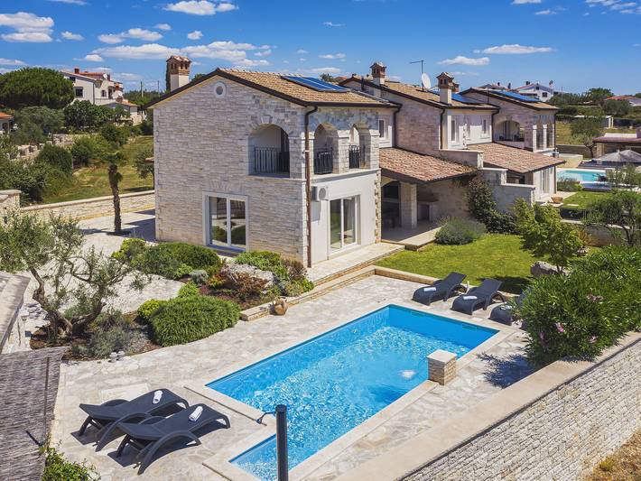 Ferienhaus für 8 Personen, mit Pool und Balkon sowie Sauna in Rovinj