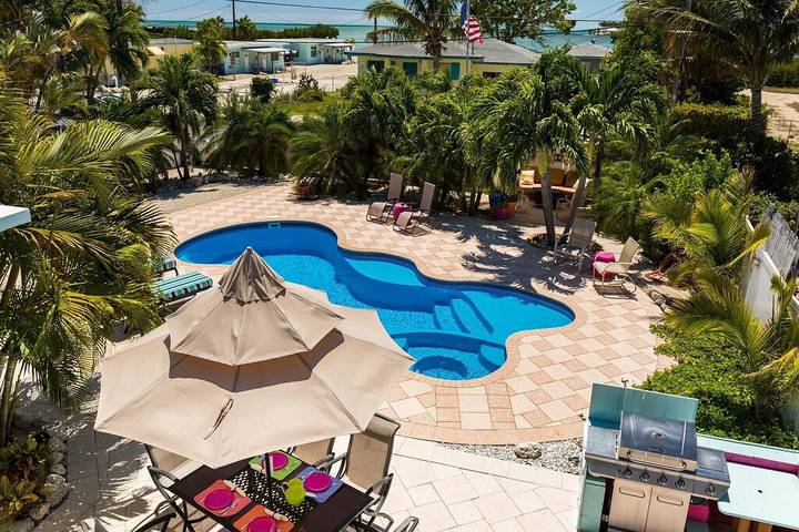 Vacation rental for 4 people, with yard in Marathon
