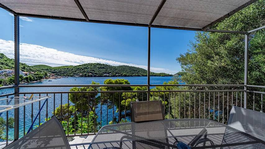 Ferienwohnung für 5 Personen, mit Terrasse