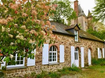 Gîte pour 8 personnes, avec jardin et vue à Erbrée