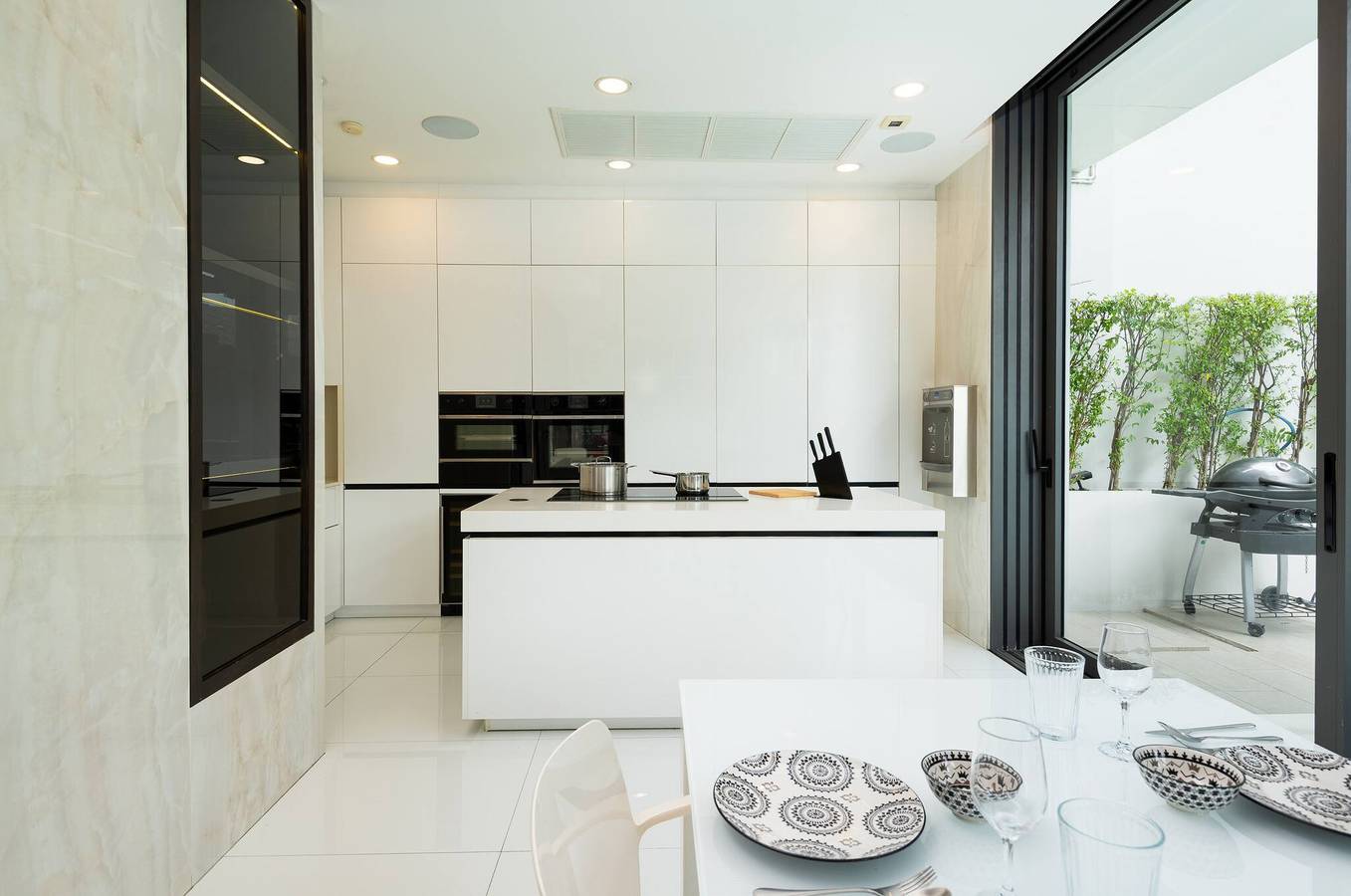 Moderna casa di lusso con piscina e ascensore in Watthana District, Bangkok