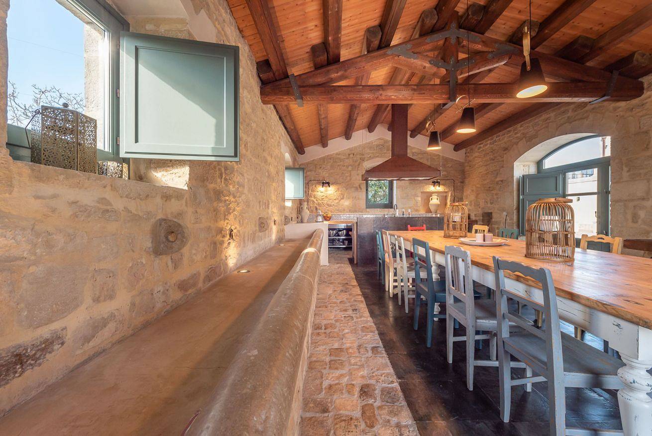 Geheel appartement, Vakantieappartement voor 25 personen met zwembad in Modica, Provincie Ragusa