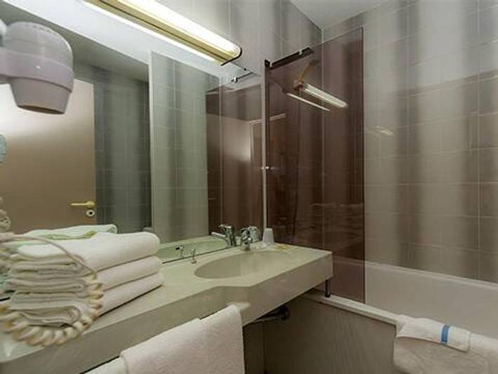 Camping für 2 Personen, mit Kinderpool in Rhone-Alpes - 2