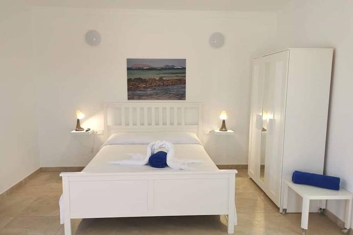 Ganze Wohnung, Ein-Zimmer-Doppelbett-Apartment mit balkon in Tahiche, Teguise