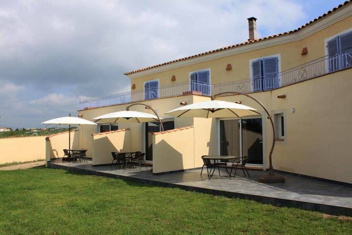 Maison d’hôte pour 2 personnes, avec Balcon et Terrasse ainsi que Jardin et Vue à Aléria