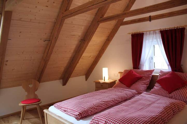 Ganze Wohnung, Gemütliche Dreizimmerwohnung "Max" (90qm) für bis zu 4 Personen in Haunsheim, Bayerisch Schwaben