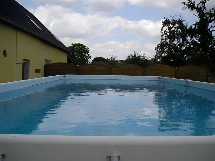 Gîte pour 4 personnes, avec piscine ainsi que jardin et terrasse dans Indre - 2