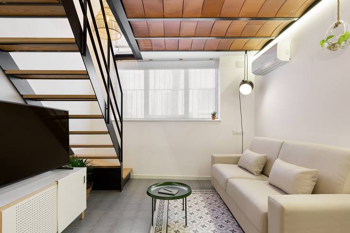 Ganze Wohnung, Ola Living Calabria 1 Duplex in Barcelona Zentrum, Barcelona