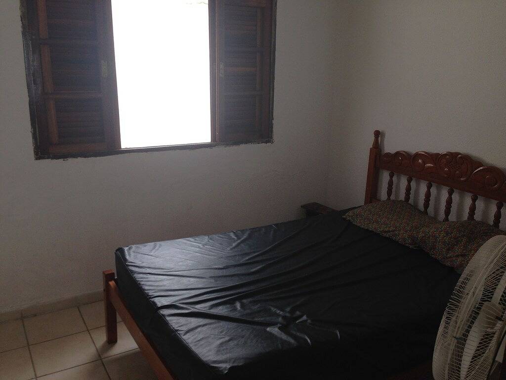 Bequem und luftig Haus mit 3 Schlafzimmern in Rio Beach Gardens. in Bertioga, Baixada Santista