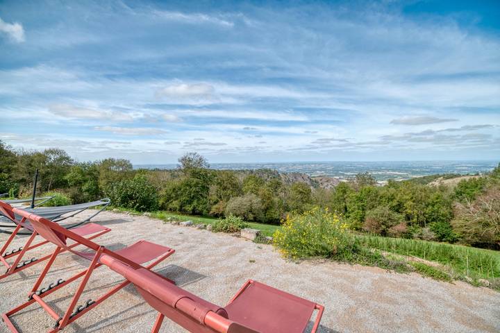 Ferienhaus für 6 Personen, mit Garten und Seeblick in Frankreich - 2