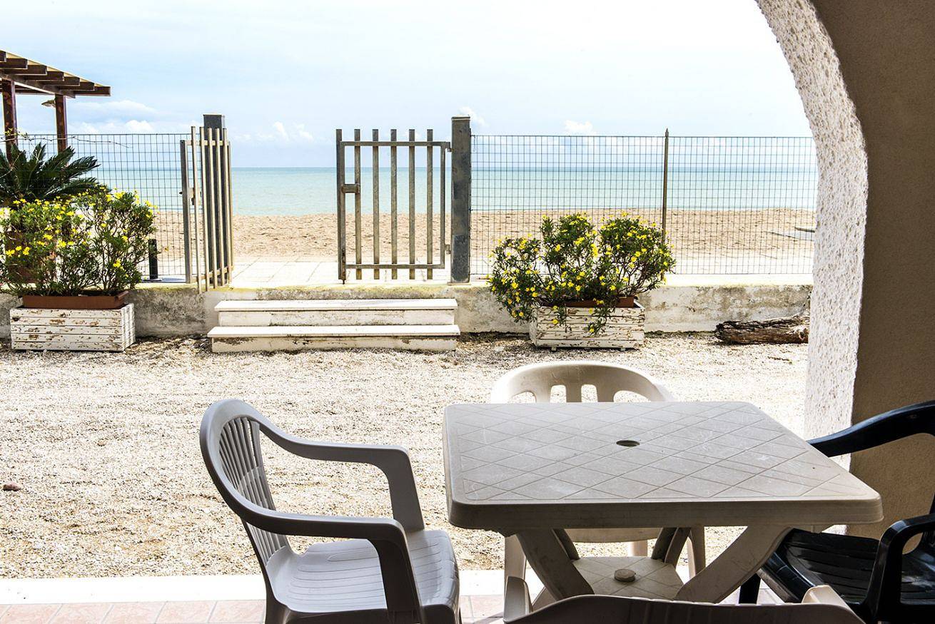 Apartamento entero, Rs315 - Marcelli, two-room apartment in a seafront residence, beach included in Marcelli, Riviera del Conero