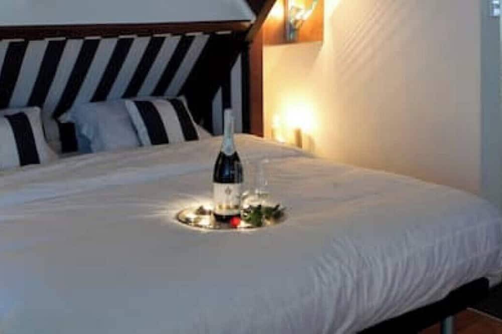 B&B in der Nähe von Amsterdam mit Jacuzzi, Poolbillard und Frühstück in Abcoude, Groene Hart