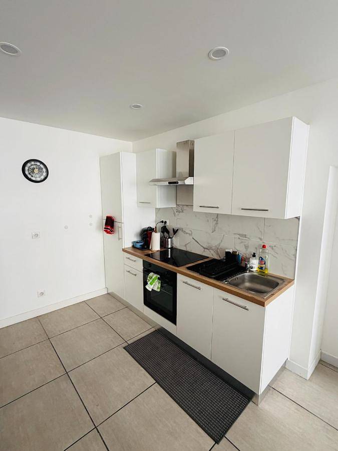 Appartement entier, Chic & Cosy - 2 Pièces Idéalement Situé in Neuilly-Saint-Front, Aisne