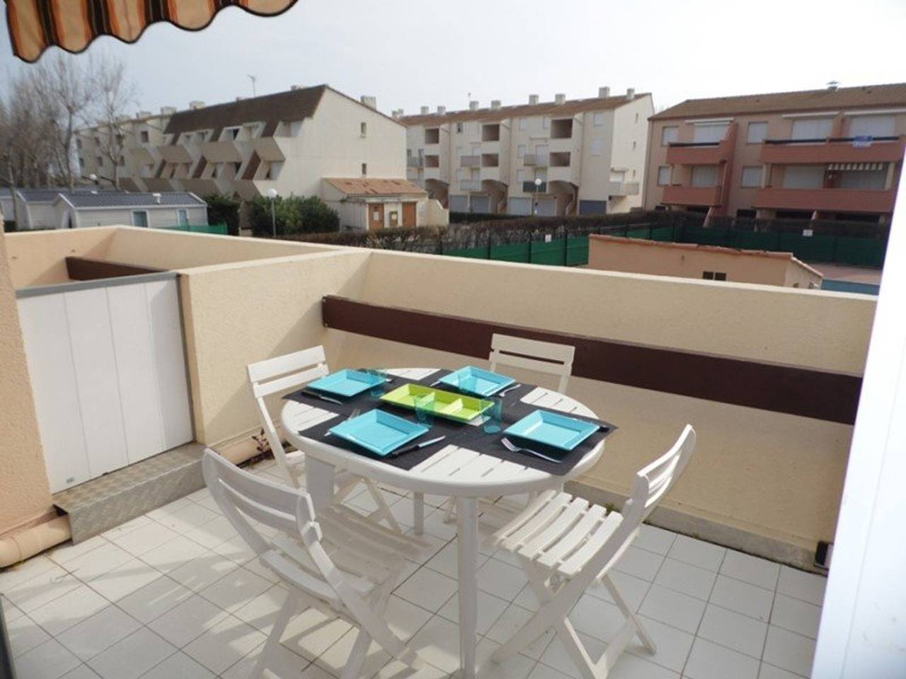 Entire apartment, Beachfront 2-Room Apartment with A/C, Terrace & Private Parking in Marseillan, Mediterranean Coast (France)