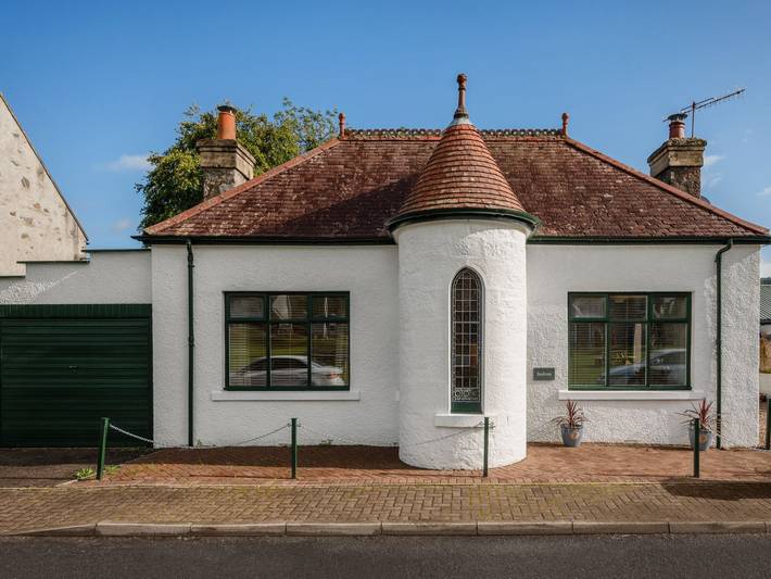 Ferienhaus für 2 Personen, mit Terrasse und Garten