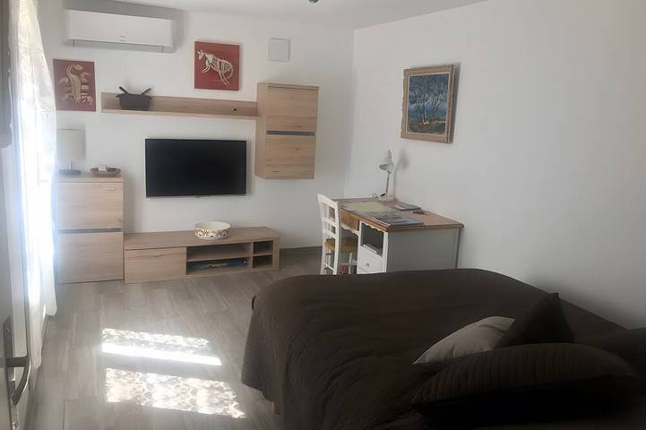 Gîte pour 2 personnes, avec jardin et piscine à Bras - 2