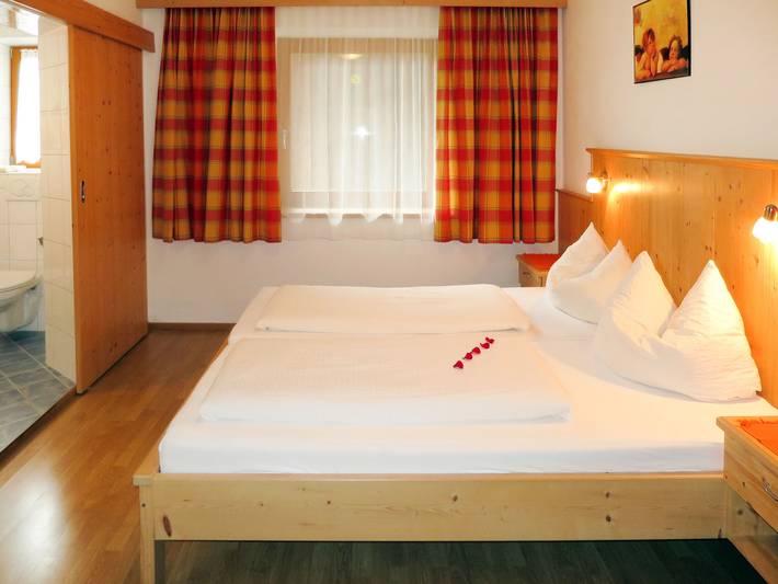 Ferienwohnung für 2 Personen, mit Terrasse und Garten im Zillertal - 4