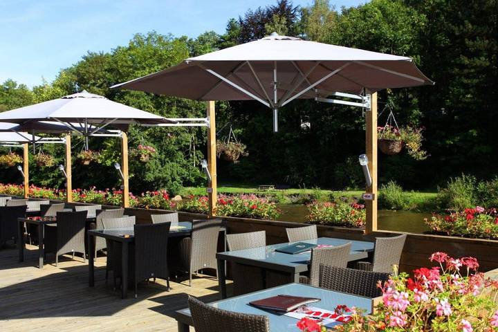 Hôtel pour 2 personnes, avec balcon dans Petit Coo