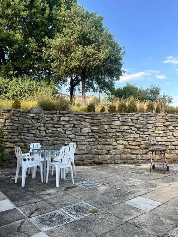 Gîte pour 6 personnes, avec vue et jardin à Ucel