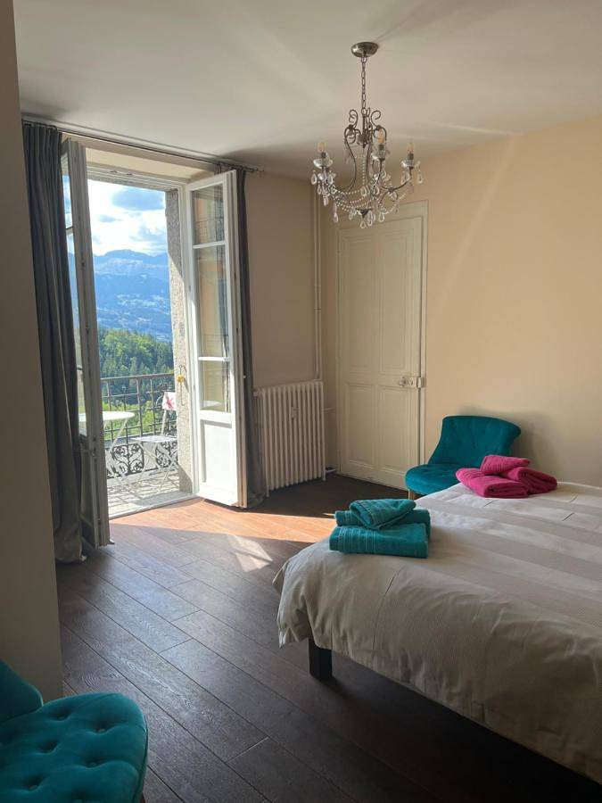 Appartement entier, Onlysaintg - Apartment Bernadette Spacious 4 bedrooms Great views, 120 m2 Only 500m from the centre and ski lift Great Year Round in Saint-Gervais-les-Bains, Pays du Mont-Blanc