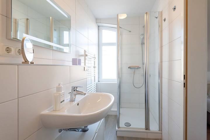 Ganze Wohnung, Strandnahe 2-Zimmer-Ferienwohnung mit ca. 38m² Wohnfläche, für bis zu 2 Personen in Wenningstedt, Sylt