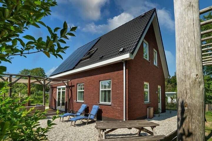 Ferienpark für 6 Personen, mit Terrasse und Garten in Renesse