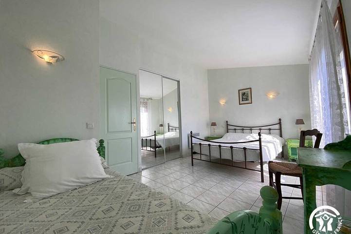 Location de vacances pour 5 personnes à Estoher - 3