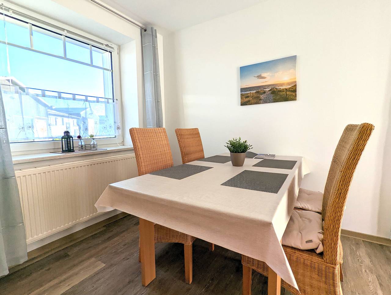 Ganze Ferienwohnung, Ferienwohnung Feldblick auf dem Bauernhof am Schweriner See in Bad Kleinen, Nordwestmecklenburg (Wismar und Umgebung)