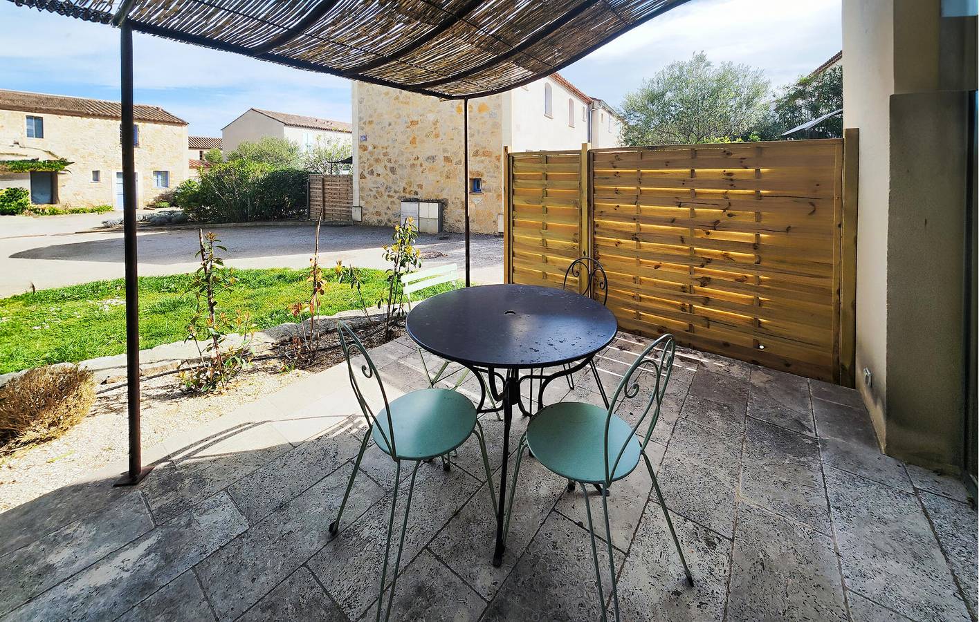 Appartement confortable avec parking et climatisation près du centre-ville in Saint-Laurent-de-la-Cabrerisse, Région de Narbonne