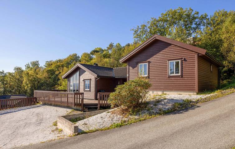 Ferienhaus für 8 Personen, mit Garten und Sauna sowie Terrasse in Tysvær - 4