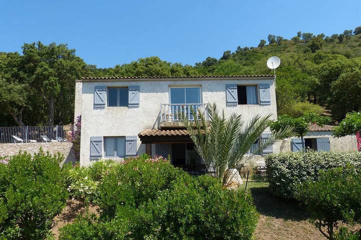 Casa de vacaciones para 14 personas, con balcón y jardín, Se admiten mascotas - 1