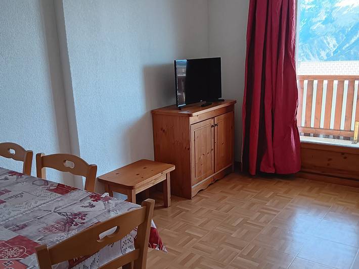 Gîte pour 6 personnes, avec piscine et balcon à Puy-Saint-Vincent - 2