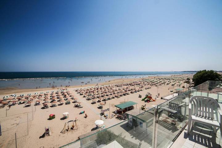 Appartamento per 2 persone, con Balcone e Terrazza nonché Idromassaggio e Giardino a Viserba