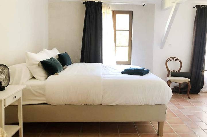 Location de vacances pour 8 personnes à Saint-Félix-de-Bourdeilles - 2