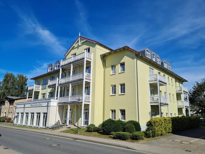 Ganze Ferienwohnung, Strandschlösschen I, We14 / 9892 in Kühlungsborn, Mecklenburgische Ostseeküste