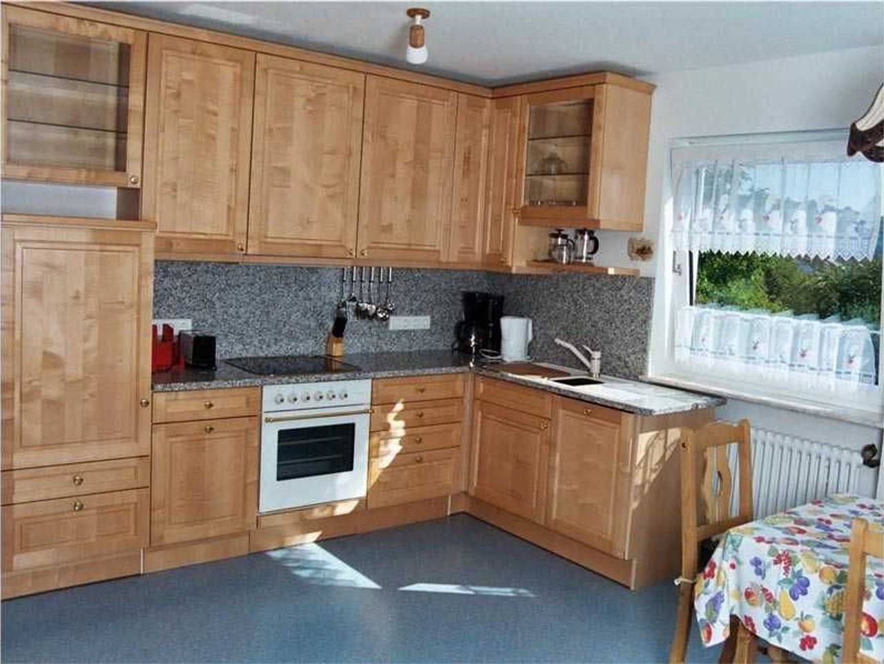 Ganze Ferienwohnung, Ferienwohnung Karin - Ferienwohnung 94 m², 2 Schlafräume, max. 2 Pers. in Oberrimsingen, Breisach am Rhein