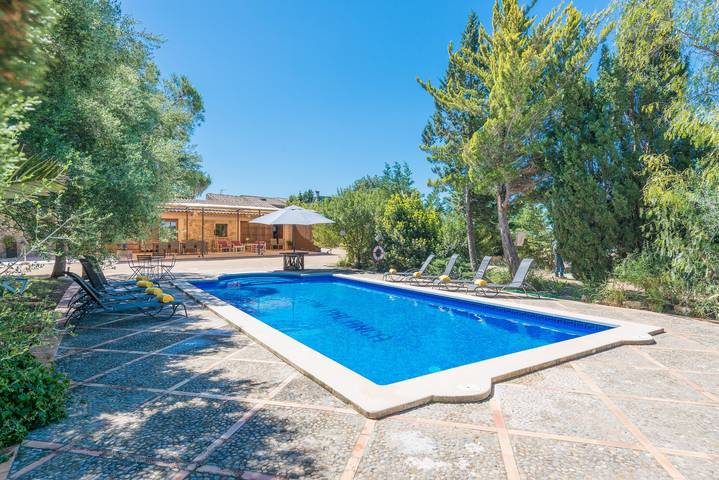 Finca für 10 Personen, mit Terrasse und Garten in Sineu - 3