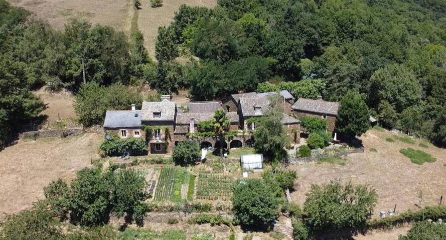 Location de vacances pour 5 personnes, avec Terrasse ainsi que Jardin et Vue dans Brasc
