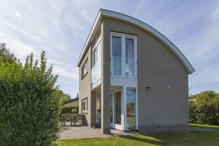 Ferienhaus für 4 Personen, mit Balkon/Terrasse und Terrasse