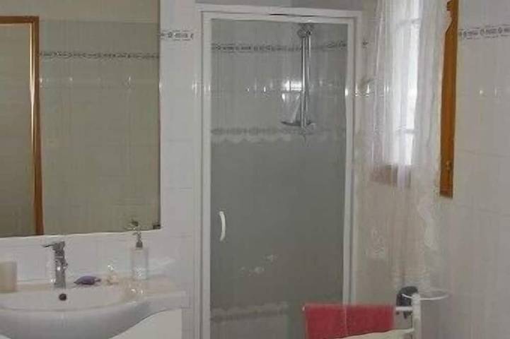 Location de vacances pour 4 personnes, avec jardin à Alleins - 3