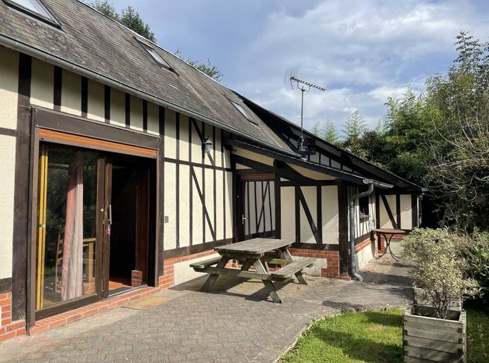 Gîte pour 24 personnes, avec piscine ainsi que jardin et terrasse, animaux acceptés dans l' Eure - 4