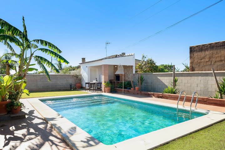 Villa 'Fernando' mit privatem Pool, privater Terrasse und WLAN in Conil de la Frontera, Costa de la Luz