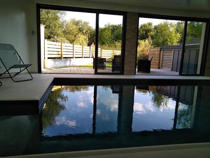 Location de vacances pour 8 personnes, avec piscine ainsi que terrasse et jardin dans Plage Ty An Quer Plonevez Porzay - 2