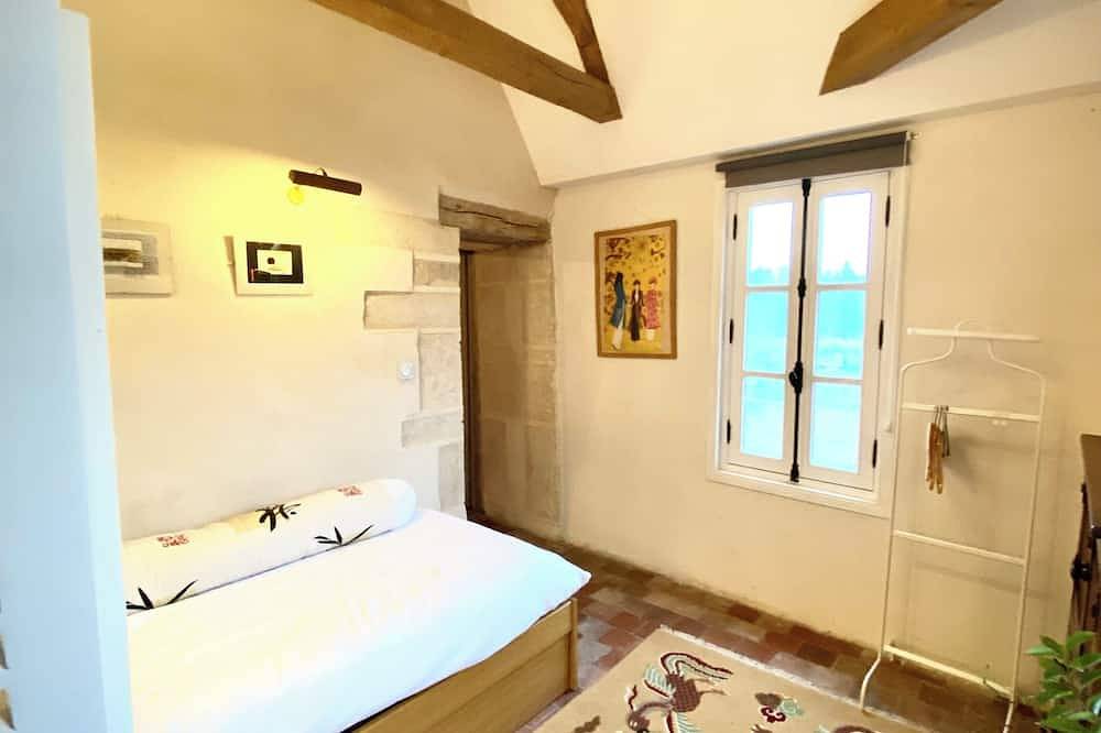 House of Noble Nicolas - Julie in Avallon, Parque natural de Morvan